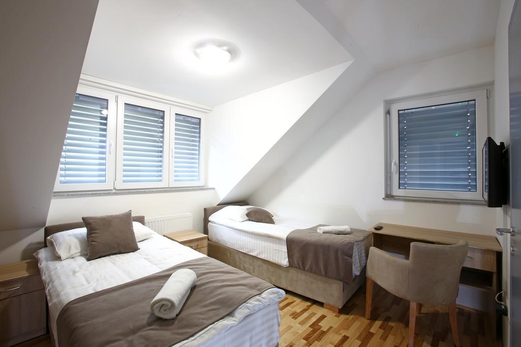 Hotel Gostilna In Prenocisca Gedzo Novo Mesto Exterior foto