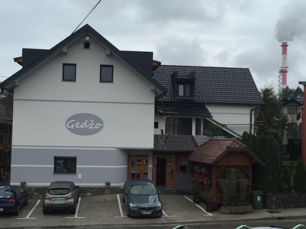 Hotel Gostilna In Prenocisca Gedzo Novo Mesto Exterior foto